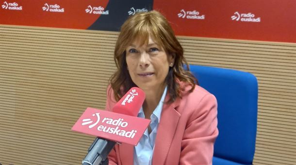 Uxue Barkos apuesta por la conexión del TAV con Navarra a través de Ezkio