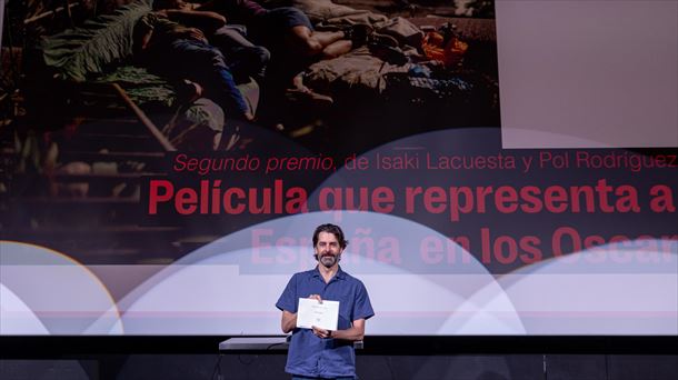 El actor Eduardo Noriega anuncia la película elegida. Foto: EFE