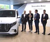 El lehendakari visita las obras de ampliación de la planta de Mercedes-Benz en Vitoria