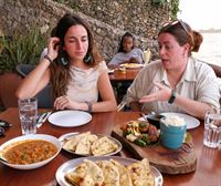 Diversidad en la gastronomía keniata y camellos por las playas