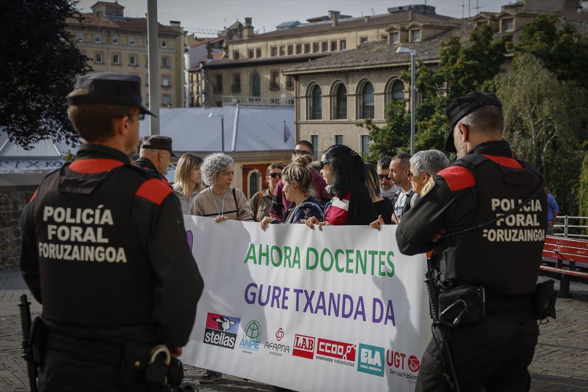 Nafarroako Hezkuntza Publikoko sindikatuak kalera atera dira