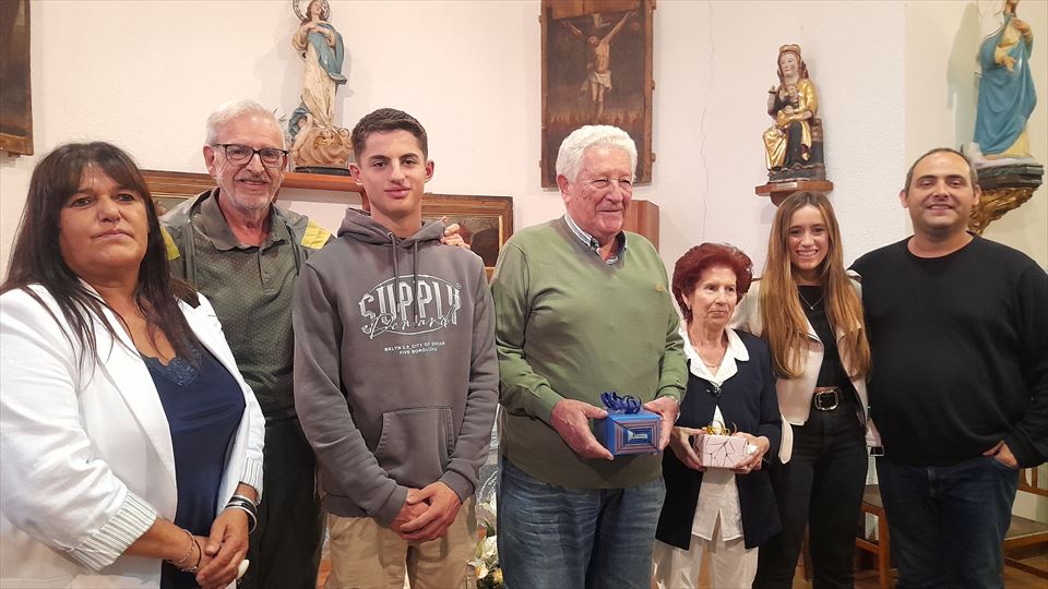 Homenaje al vecino y vecina mayor del municipio, organziado por la Asociación Cultural Mendi Artean, junto con el Ayuntamiento de Ribera Alta-Erriberagoitia