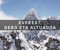 Everest mendia etengabe hazten da