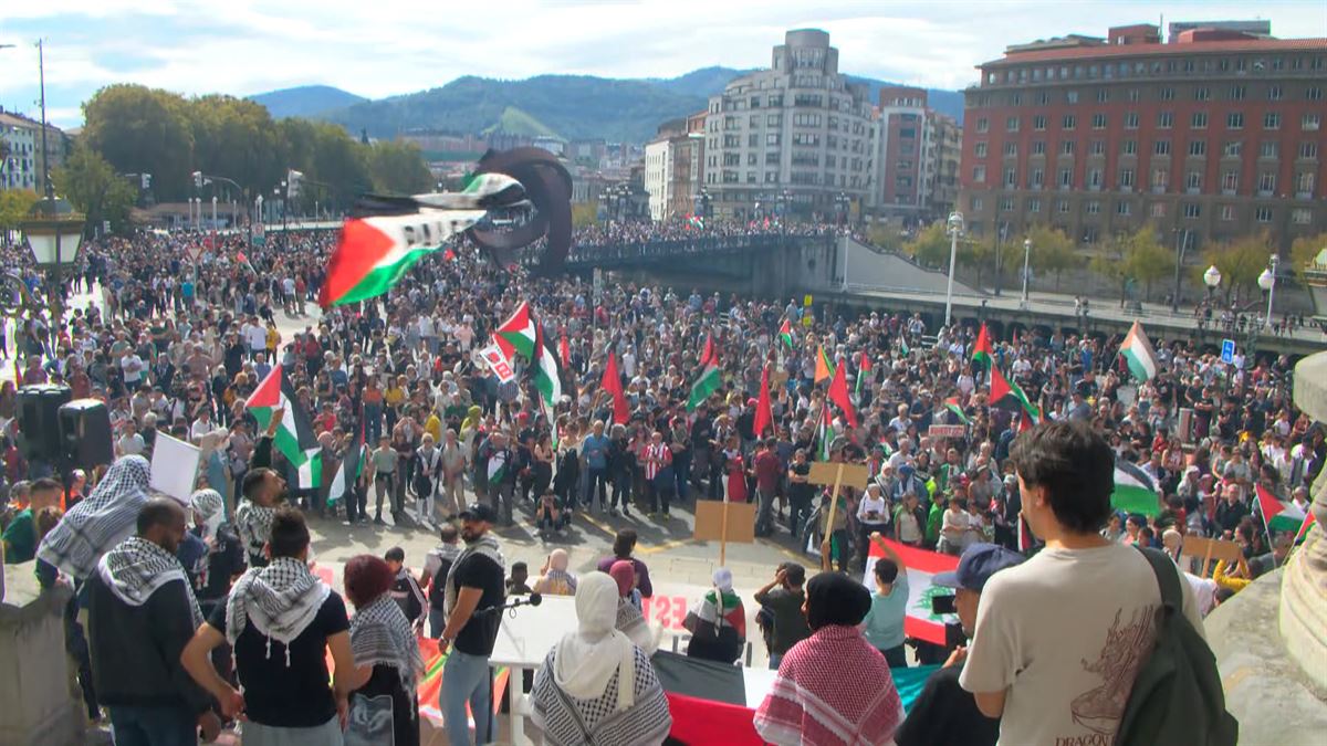 Manifestación por Palestina, a punto de comenzar. Foto: EITB