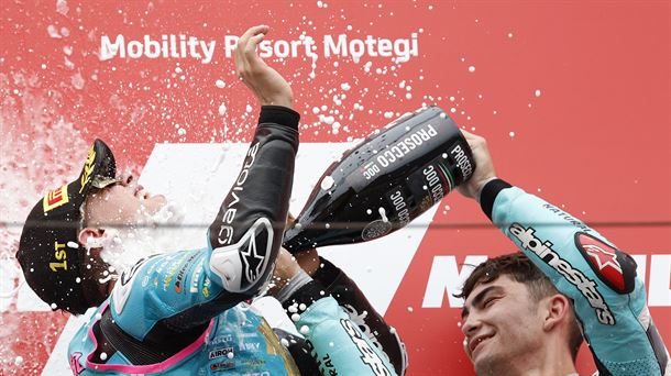 David Alonso se proclama campeón de mundo en Moto 3 Foto: EFE