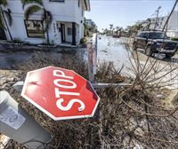 16 pertsona hil dira dagoeneko Milton urakanaren ondorioz, Floridan