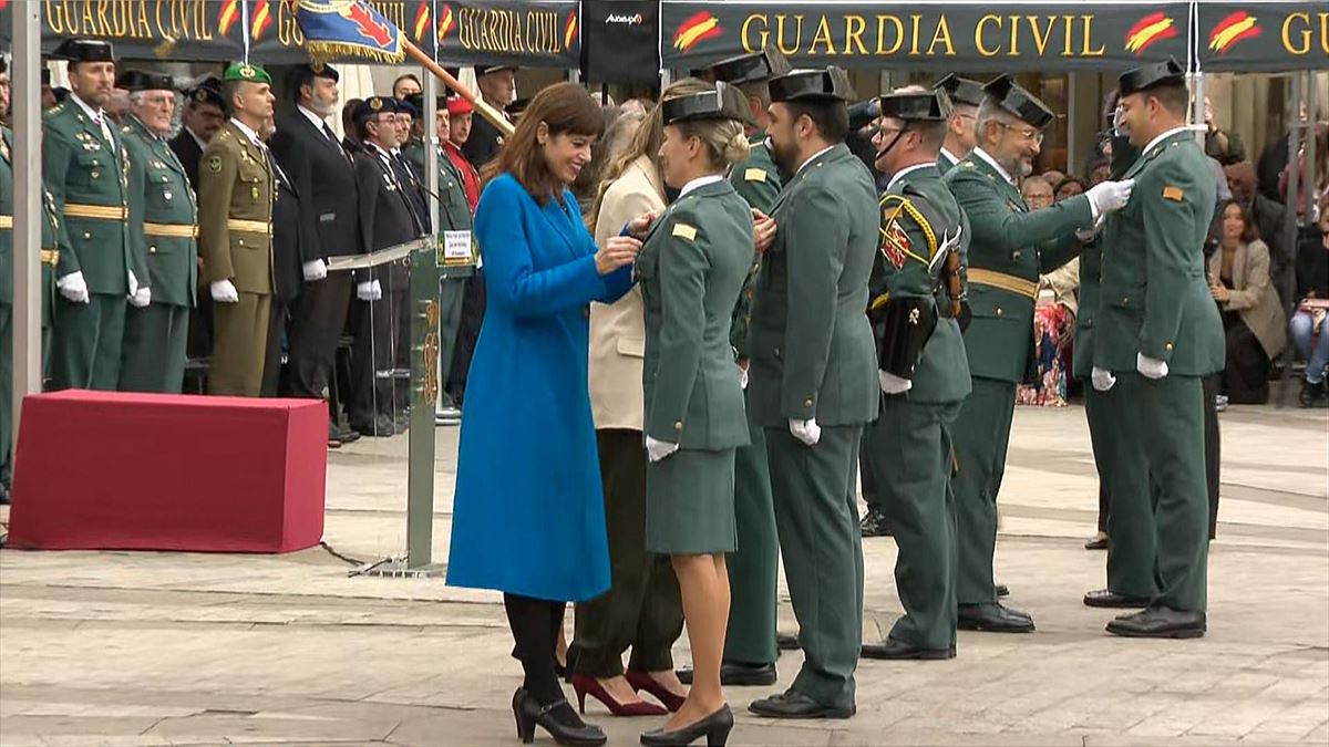 Acto de la Guardia Civil en la Plaza Nueva de Vitoria. Foto: EITB