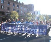 Manifestación multitudinaria en Donostia para recuperar las competiciones ciclistas en Gipuzkoa