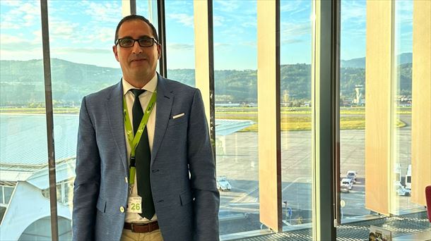 El director del aeropuerto de Loiu califica de importante salto cualitativo el vuelo directo a Nueva York