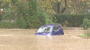 Euri-jasek uholdeak eta ur-putzu handiak eragin dituzte