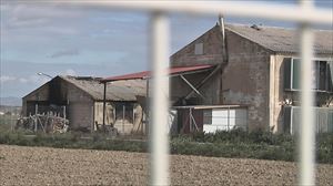 Sute batek oilasko-etxalde bat kiskali du Azkoienen