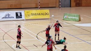 Zuazo cae ante el Beti-Onak en el derbi de Barakaldo (26-30)