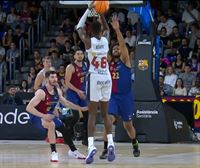 El Baskonia encadena su segunda victoria tras doblegar al Barcelona (89-93)