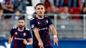 El Eibar gana al Cádiz, 1-0, con gol de Corpas, y mira hacia arriba en la clasificación