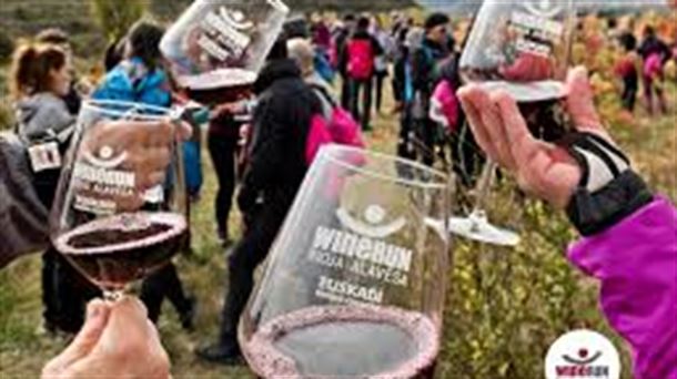 Más de 4.000 personas en la VII Wine Run de Elciego