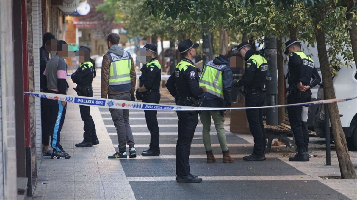 Polizia-operazioa Gasteizeko Koroatze auzoan. Irudia: Gasteizko Udala