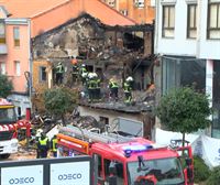 Tres personas fallecidas y 10 heridas tras derrumbarse un edificio en Santander por una explosión de gas