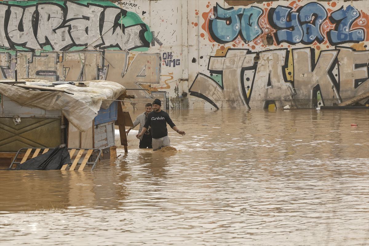 Imagen de una zona inundada en Valencia. Foto: EFE