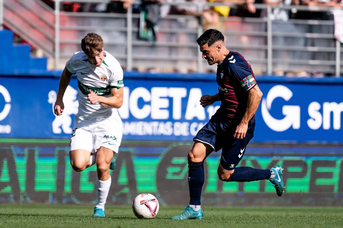 Eibar loses at Ipurua against Elche (0-2)