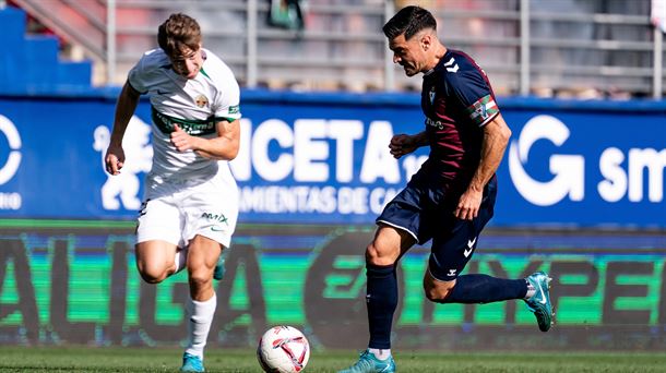 Imagen del partido Eibar vs Elche. Foto: @SDEibar