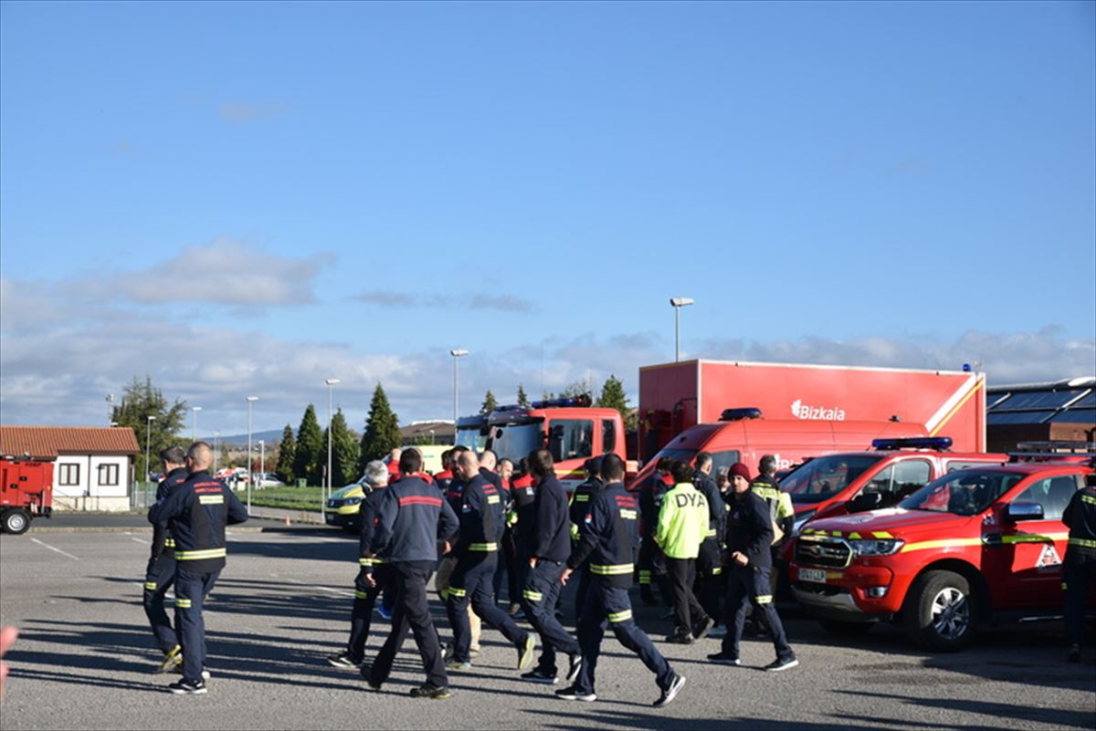 Suhiltzaileak, Arkautin, Valentziara abiatzeko prest. Argazkia: Irekia