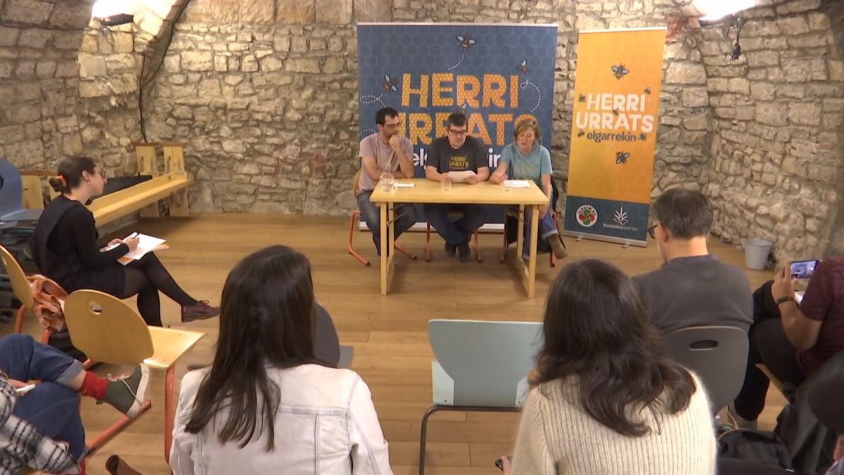 Presentación de Herri Urrats. Imagen obtenida de un vídeo de EITB Media.