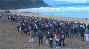 Ehunka lagun bildu dira Lagan, dunak aldatzeko Kosta zuzendaritzaren lanen kontra