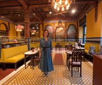 El café Iruña, todo un referente de Bilbao con una especial decoración de inspiración mudéjar
