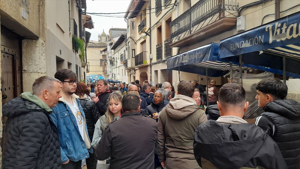  XXXIII. Feria de San Martín de Sta. Cruz de Campezo. Acuden gentes de las vecinas Cuadrillas de Rioja Alavesa y Llanada Alavesa, así como de la comarca vecina navarra de Tierra Estella