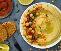 Hoy cenamos: humus de garbanzos de bote con piquillo ahumado