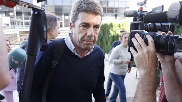 Mazón llega a una reunión del CECOPI. Foto: EFE