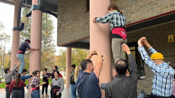 Torres humanas en Álava, la primera 'colla castellera' de Euskal Herria llega a Vitoria