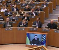 Zelenski pide en el Parlamento europeo el apoyo de la UE para empujar a Rusia a lograr una paz justa