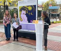 La adolescencia ante la violencia machista, muestra al aire libre en el Paseo Fray Francisco de Vitoria 