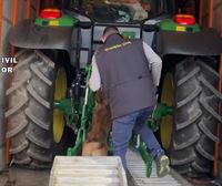 Recuperados en un área de servicio de Zuasti tres tractores robados en Segovia