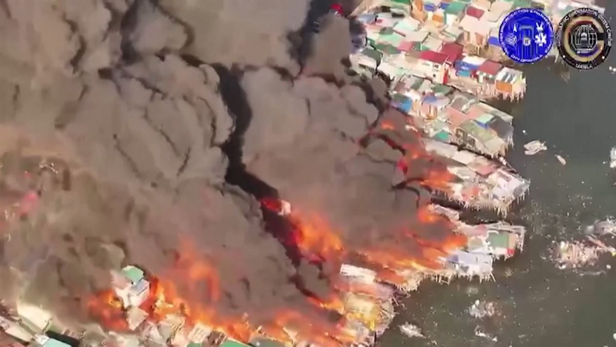 Incendio en Manila. Imagen obtenida de un vídeo de Agencias.