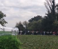 La ikastola Olabide de Vitoria-Gasteiz graba un espectacular vídeo, con una carta escondida en una botella