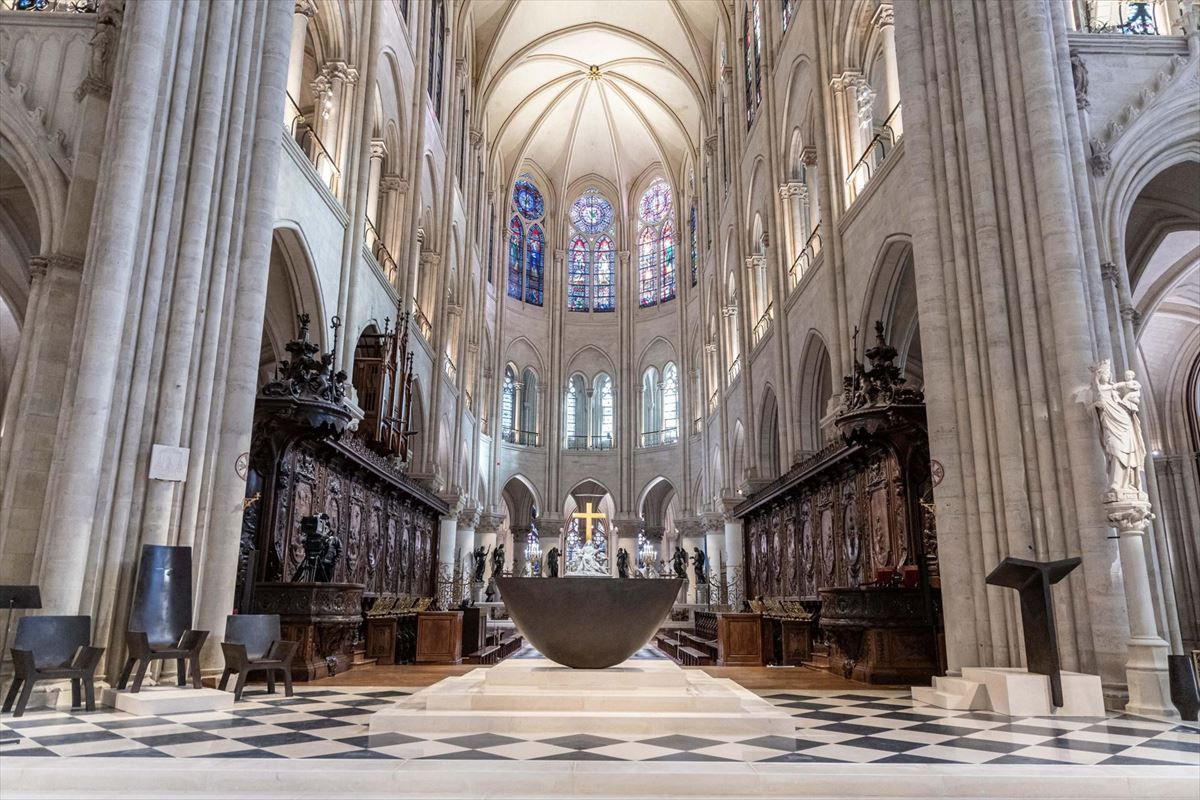 Interior de Notre Dame. Foto: EFE.