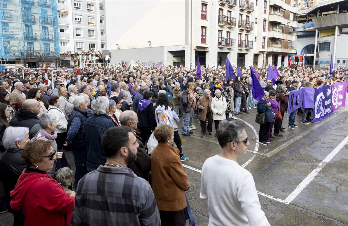 Pasaiako hilketa matxista gaitzesteko bilkura