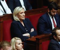 Le Pen ultraeskuindarrak iragarri du Michel Barnierren Gobernuaren aurkako zentsura-mozioa babestuko dutela