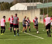 Walking football, modalidad de fútbol para mayores de 50 años en la que está prohibido correr