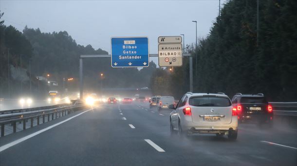 Trafiko handia Txorierriko igarobidean