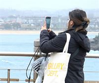 El mal tiempo no detiene a los turistas en Euskadi