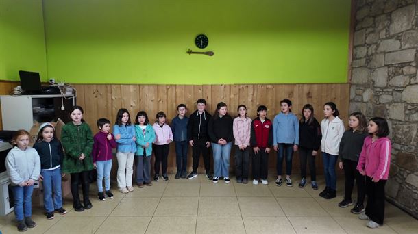 El grupo de canto de la Ikastola Txintxirri de Elorrio llama a colaborar por las enfermedades cardiovasculares