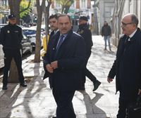 Abalosen immunitatea bertan behera uzteko eskatu dio Gorenak Kongresuari, lau delitu egin dituelakoan