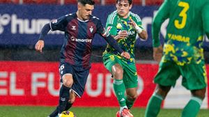 Sergio Álvarez ha jugado un buen partido en el centro del campo del Eibar. Foto: SD Eibar. 