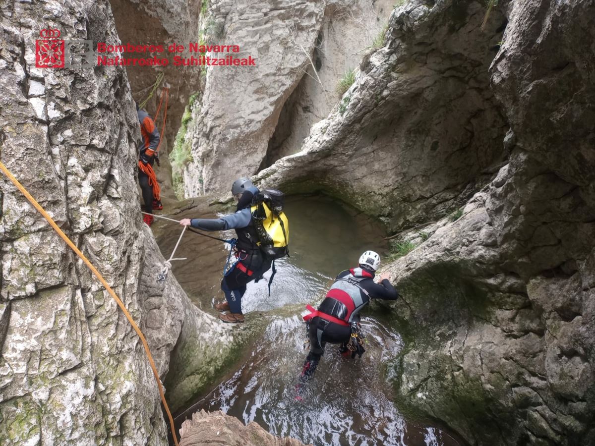 Resctae de barranquista. @Bomberos_na