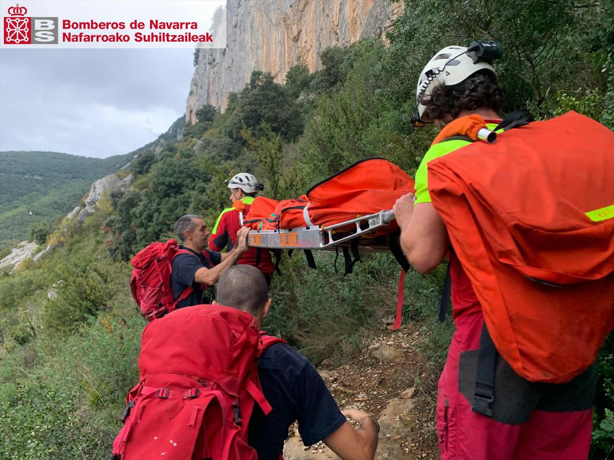 Imagen de un rescate del GRT de Navarra. Foto: @bomberos_na