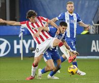 Reparto de puntos entre el Alavés y el Athletic en un derbi muy igualado (1-1)