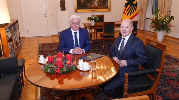 Steinmeier presidentearekin elkartu da Scholz eztabaidaren ondoren. Argazkia: EFE.